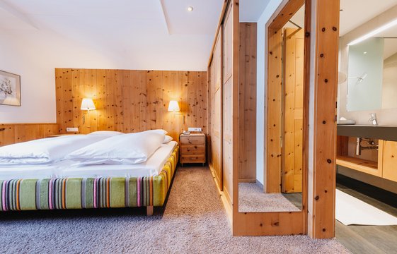 Junior Suite Junior Suite mit Bett links