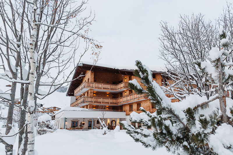 Hotel Aurora Außenaufnahme Winter